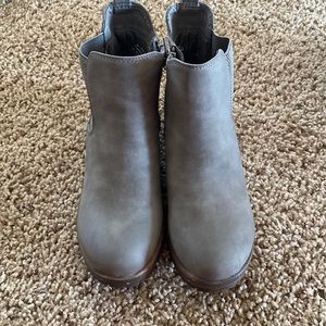 Brand new, never worn just tried on and they were too small